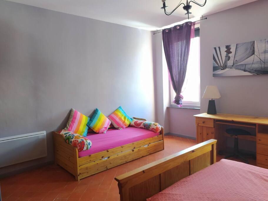 Appartement Spacieux Avec Grand Patio, 1Er Etage Sigean Exterior photo